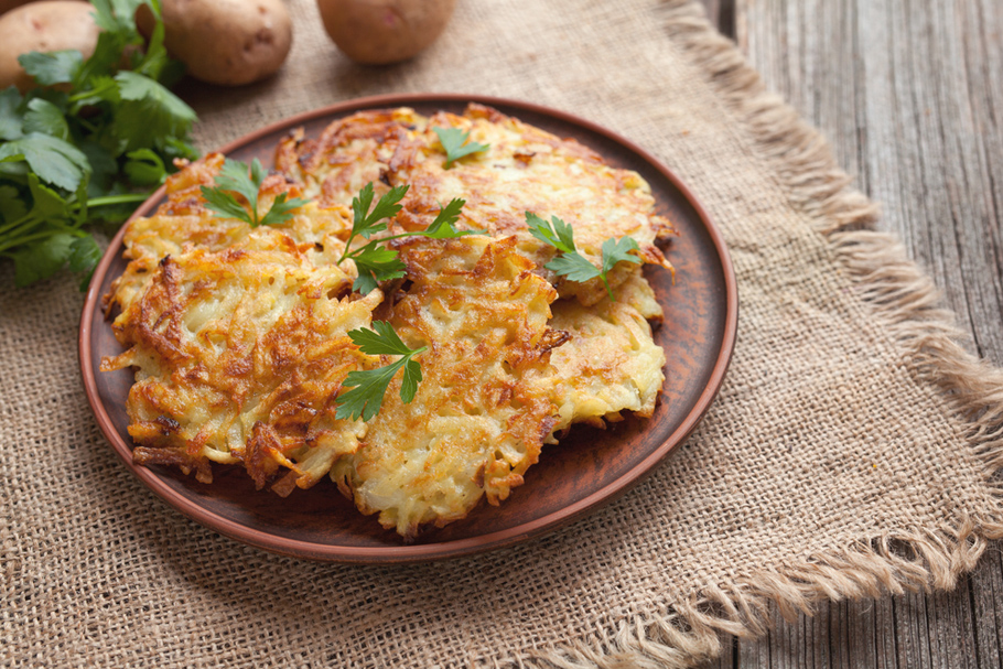 Potato Latkes: рецепт на английском от Натали Портман
